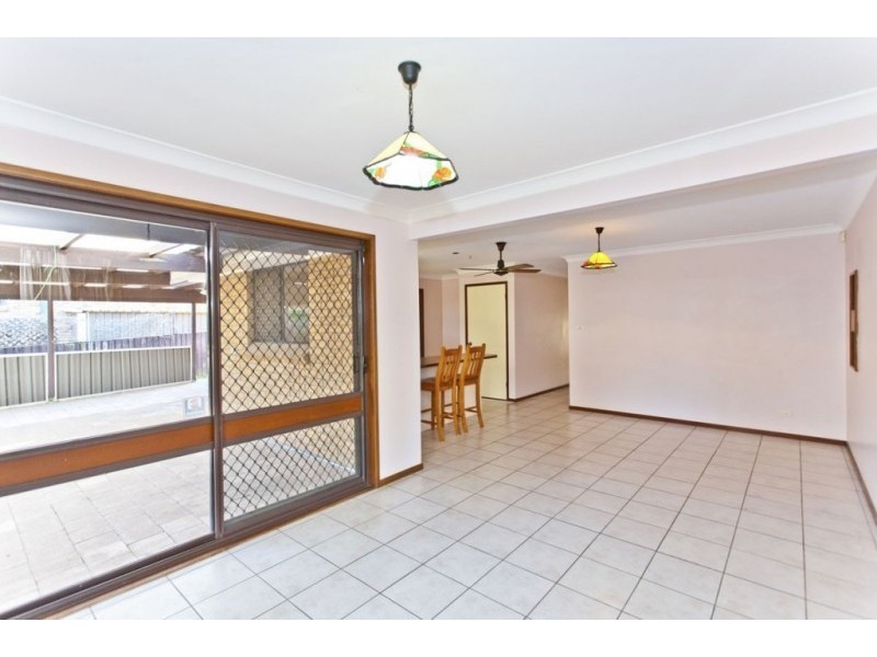 7 Barrellier Close, Raymond Terrace NSW 2324