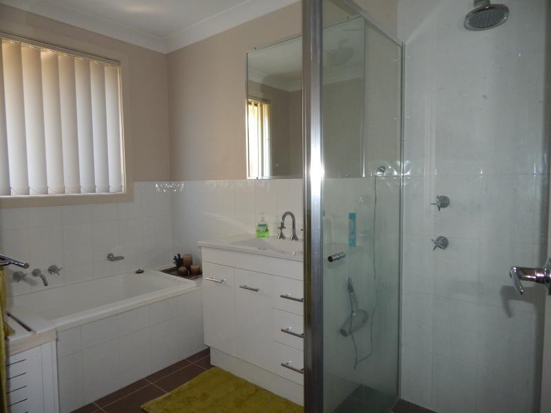 13A CEDERWOOD CRESCENT, Raymond Terrace NSW 2324