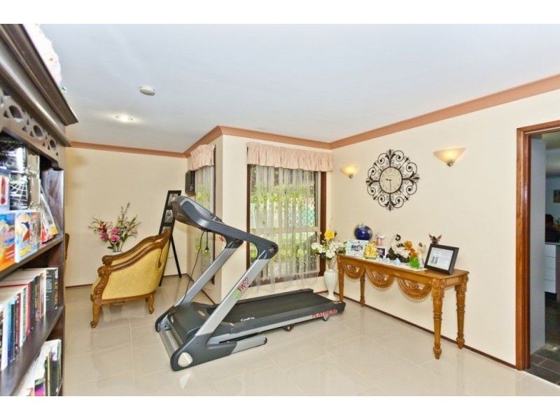 10 Middleton Close, Raymond Terrace NSW 2324