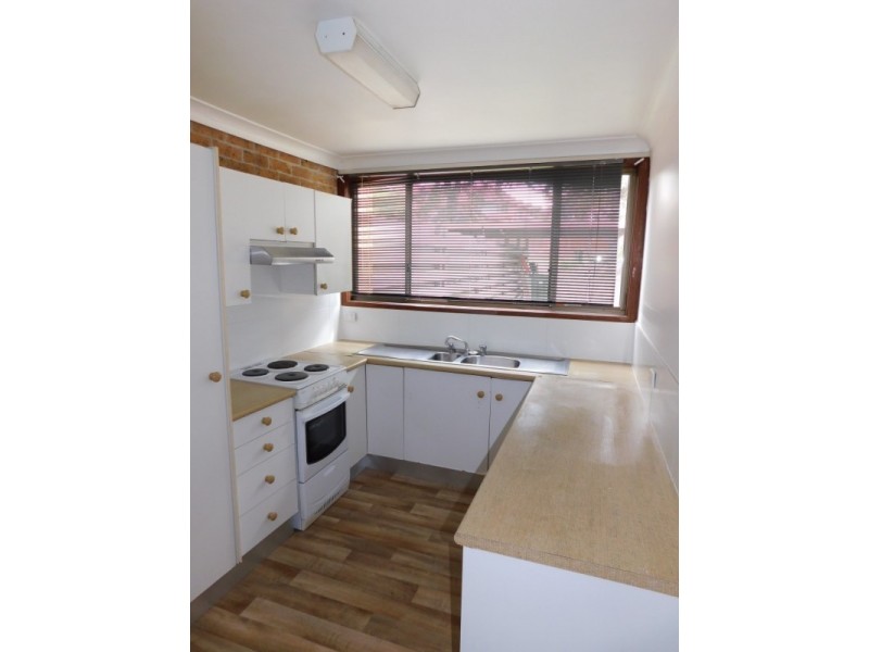 1/4 Mosman Place, Raymond Terrace NSW 2324