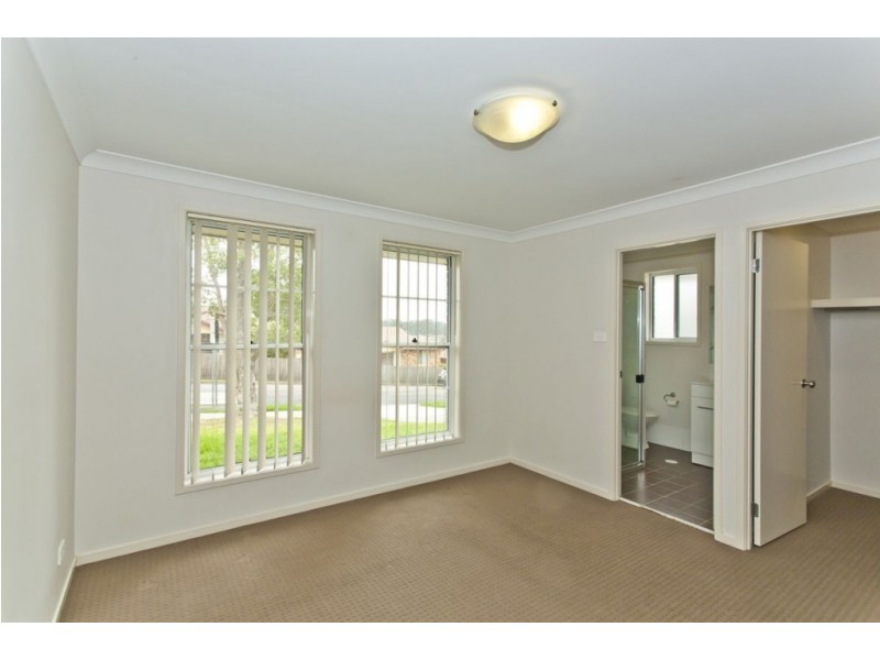27 Closebourne Way, Raymond Terrace NSW 2324