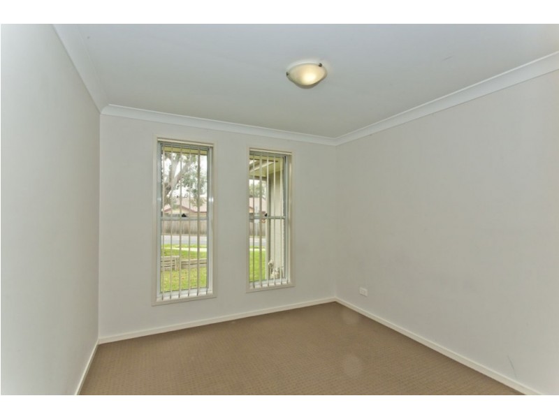 27 Closebourne Way, Raymond Terrace NSW 2324