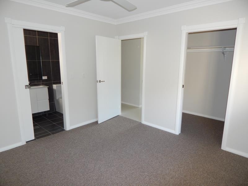 2/77 DALYELL WAY, Raymond Terrace NSW 2324