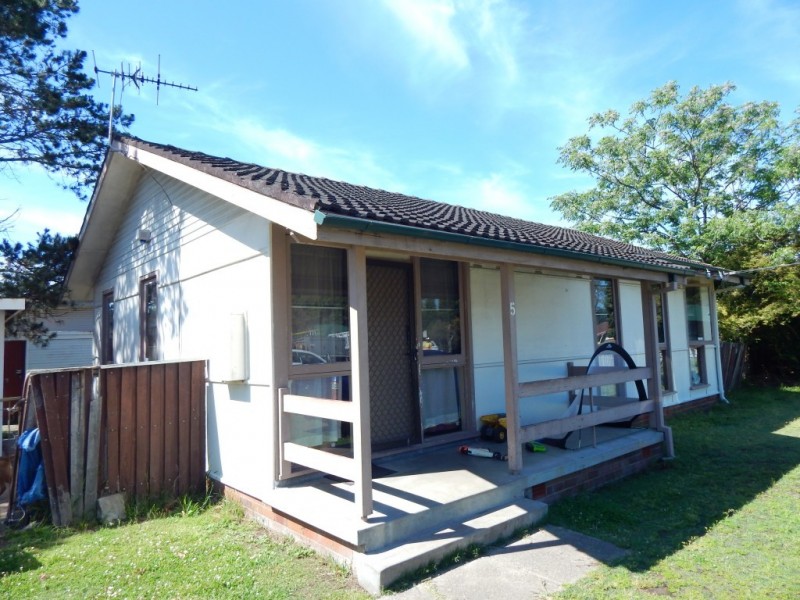 5 Geer Street, Raymond Terrace NSW 2324