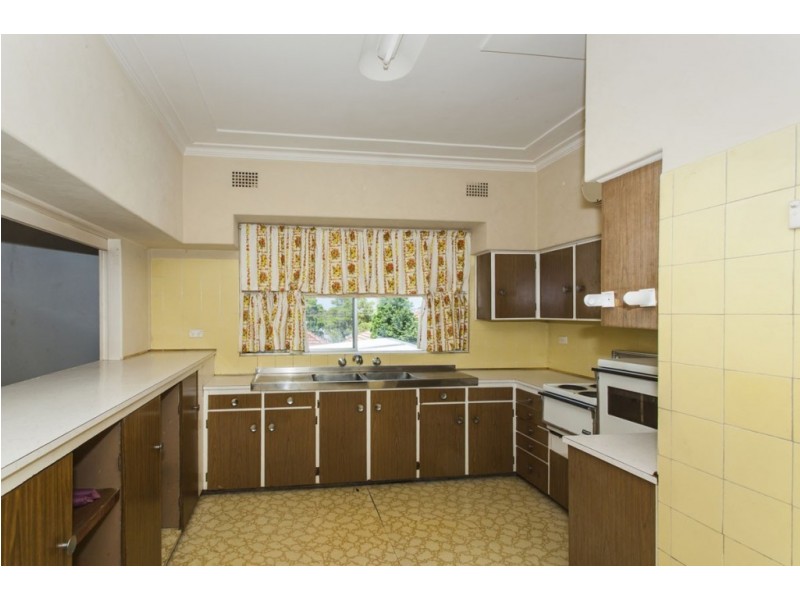 112 Crescent Street, Waratah NSW 2298