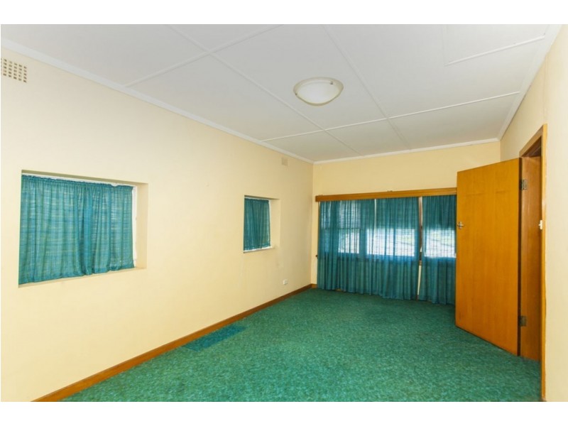 112 Crescent Street, Waratah NSW 2298