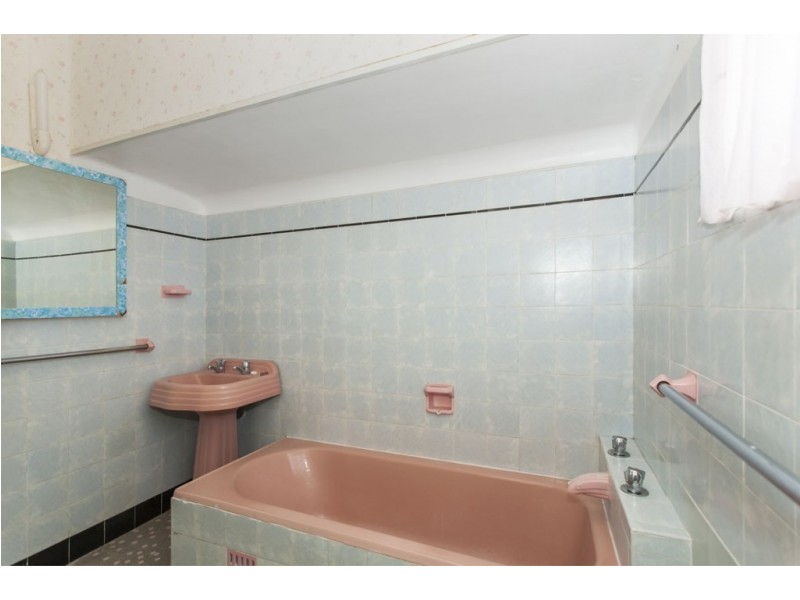 112 Crescent Street, Waratah NSW 2298