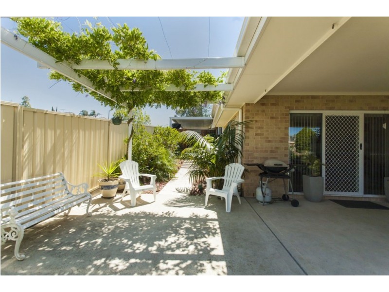 1 Cambrian Place, East Maitland NSW 2323