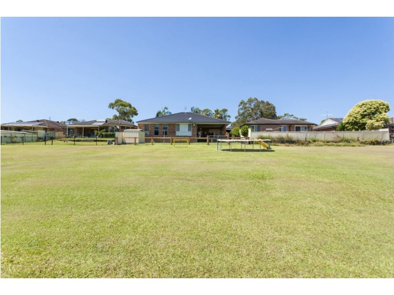41 Holwell Circuit, Raymond Terrace NSW 2324