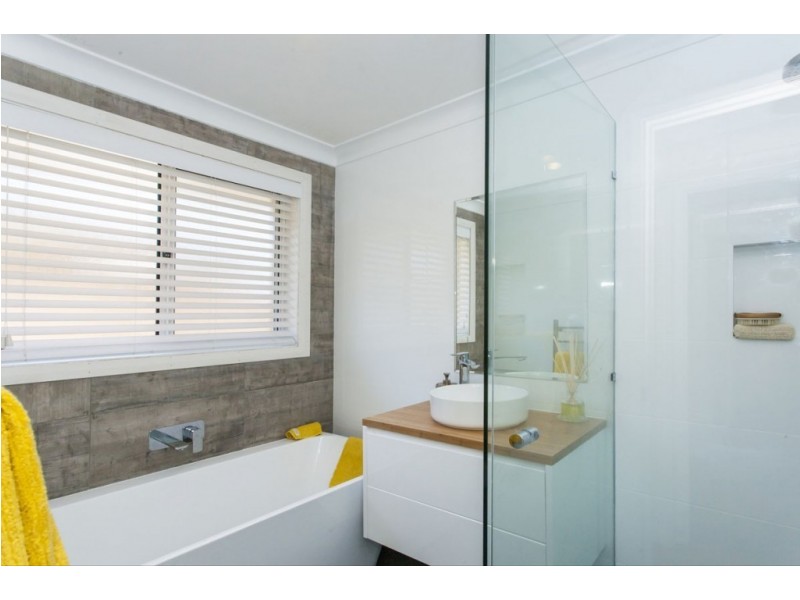 41 Holwell Circuit, Raymond Terrace NSW 2324