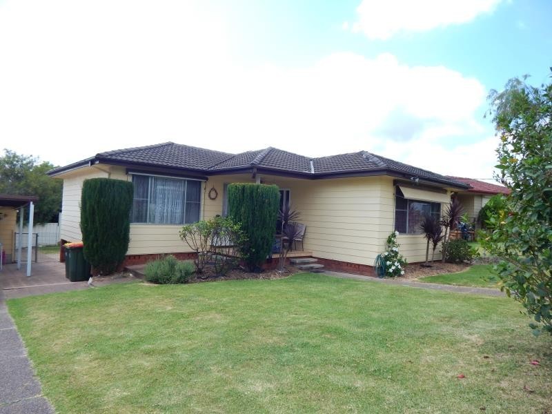 3 CUNNINGHAM CLOSE, Raymond Terrace NSW 2324