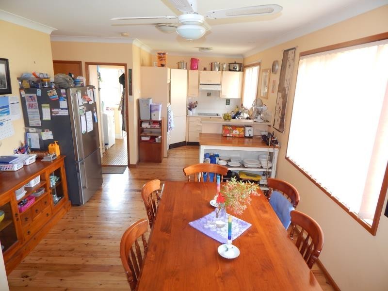 3 CUNNINGHAM CLOSE, Raymond Terrace NSW 2324
