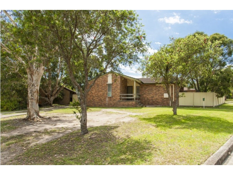 41 Earl Grey Crescent, Raymond Terrace NSW 2324