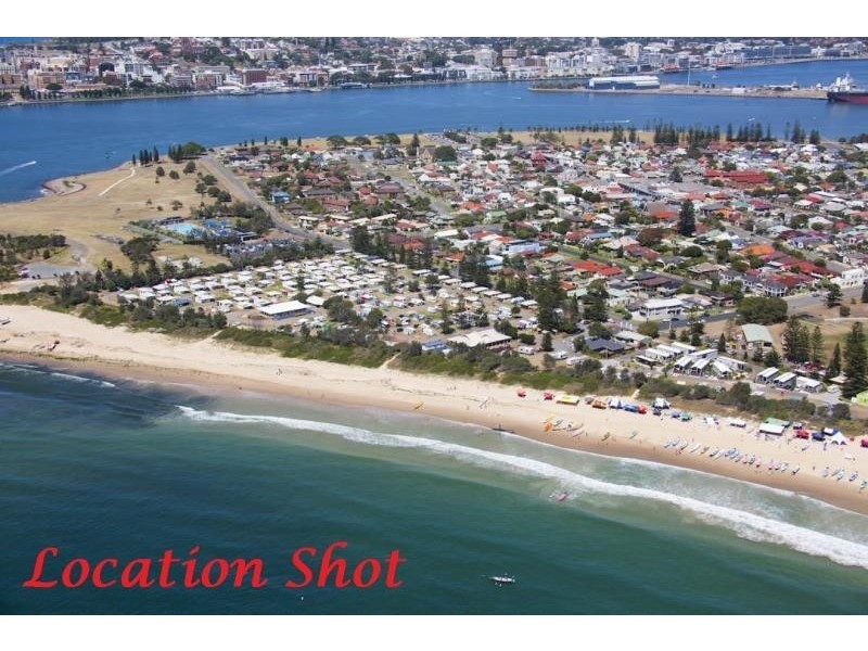 30 MAITLAND STREET, Stockton NSW 2295