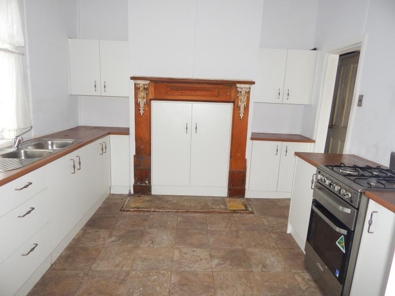 30 MAITLAND STREET, Stockton NSW 2295