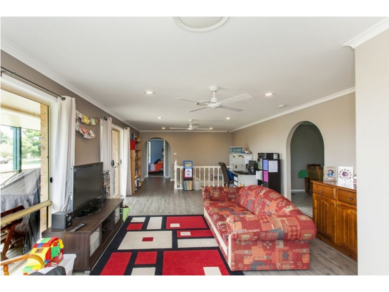 1 Nicolena Crescent, Rutherford NSW 2320