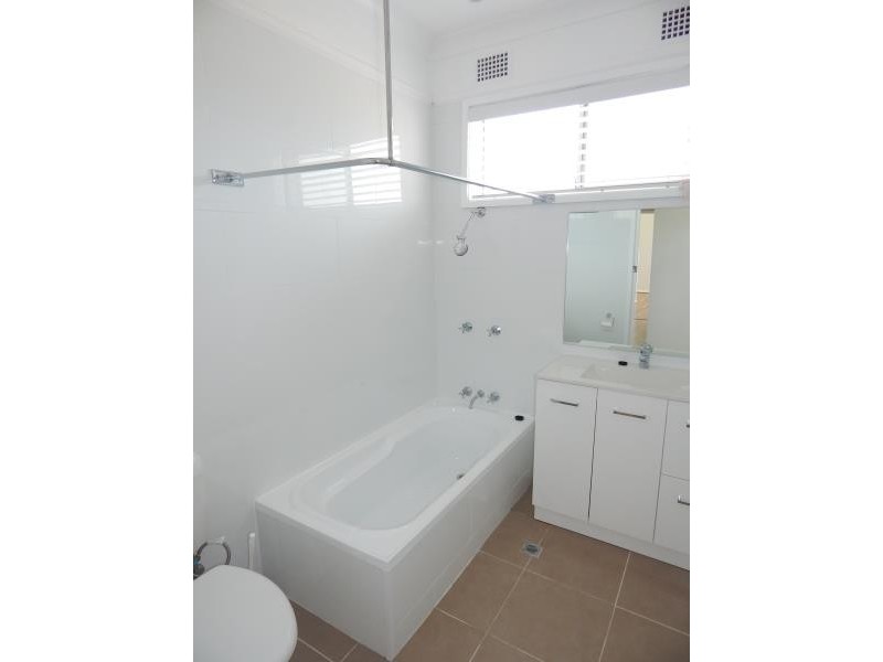 2 MORGAN CRESCENT, Raymond Terrace NSW 2324