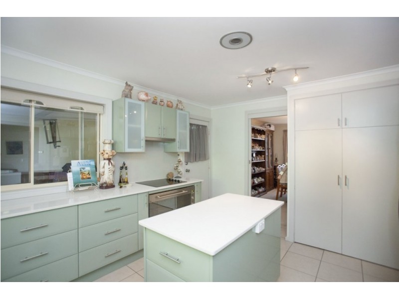 5 Alton Close, Raymond Terrace NSW 2324