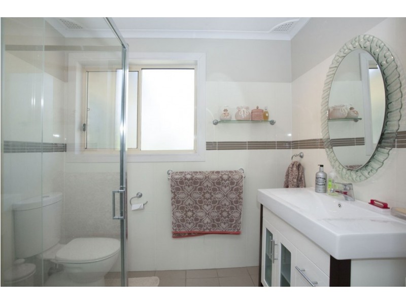 5 Alton Close, Raymond Terrace NSW 2324