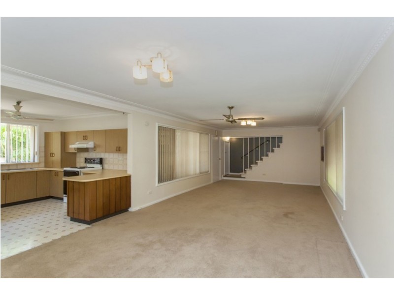 20 Parkway Avenue, Raymond Terrace NSW 2324