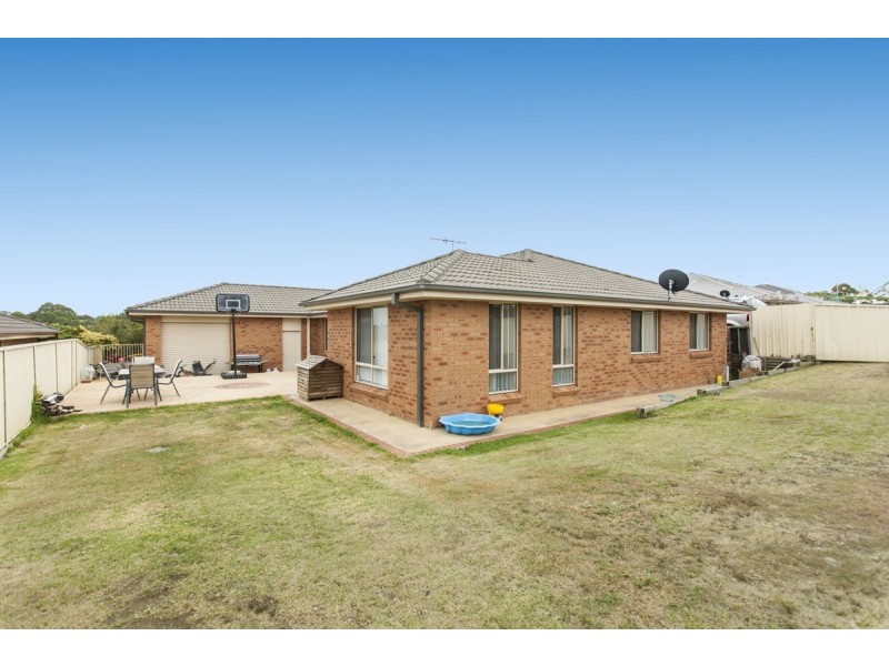 32 April Circuit, Bolwarra Heights NSW 2320