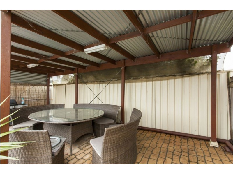 17 Annette Close, Woodberry NSW 2322