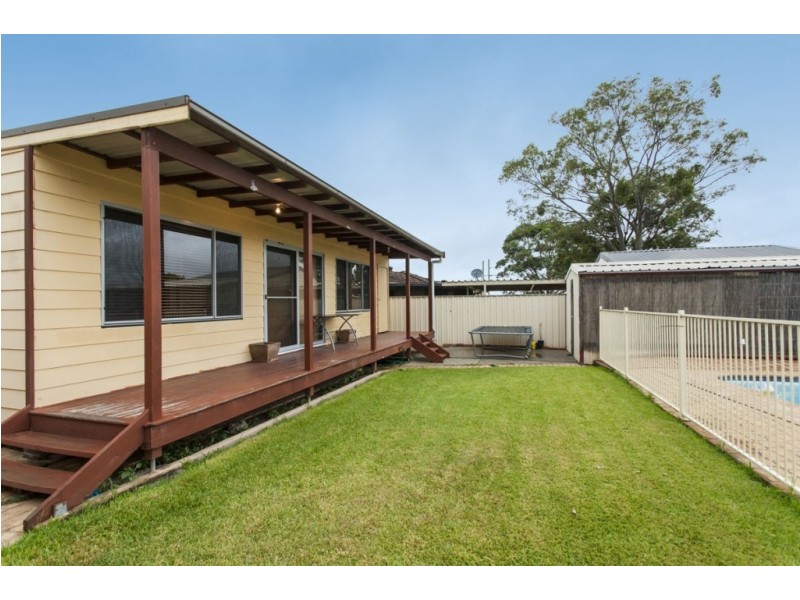 17 Annette Close, Woodberry NSW 2322