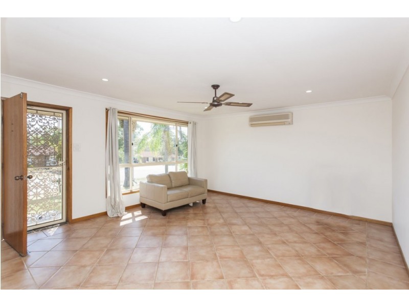 22 Jessica Close, Raymond Terrace NSW 2324