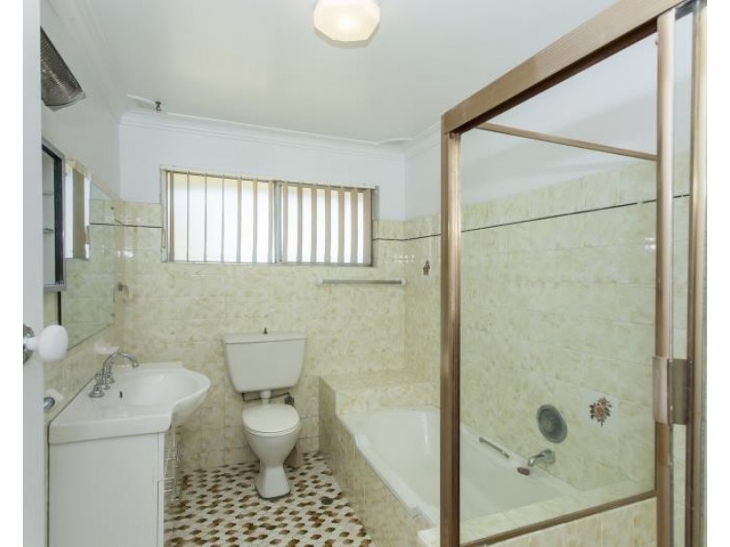 20 PARKWAY AVENUE, Raymond Terrace NSW 2324