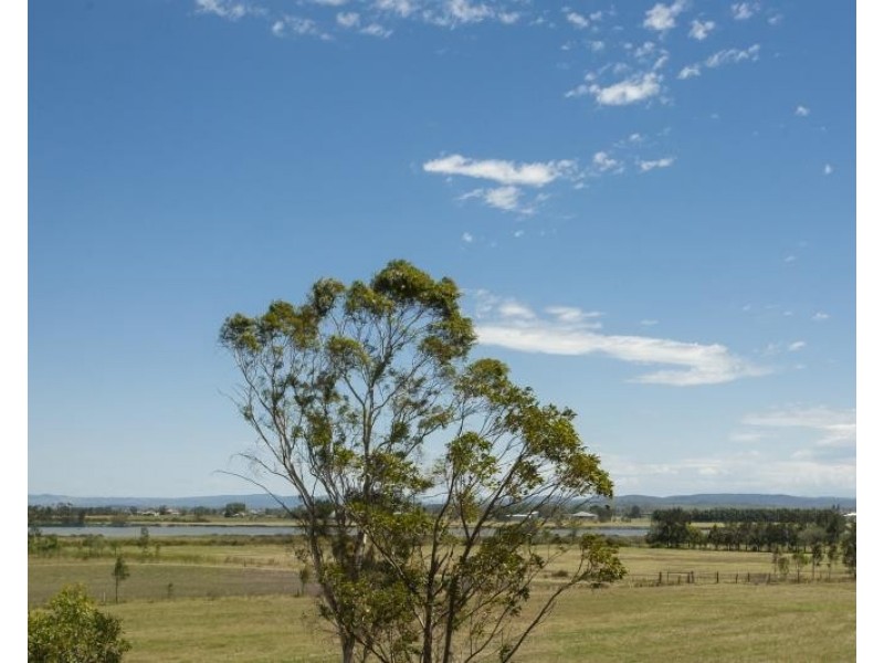 20 PARKWAY AVENUE, Raymond Terrace NSW 2324