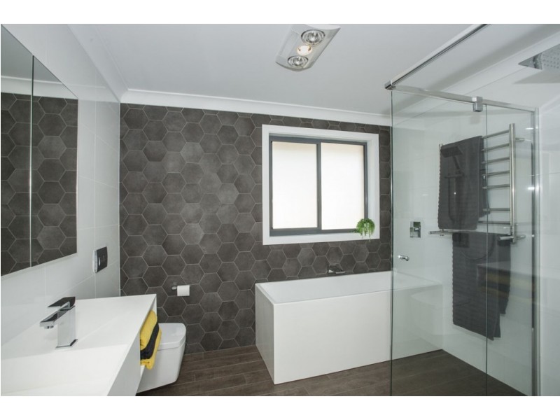 34 Evelyn Crescent, Thornton NSW 2322