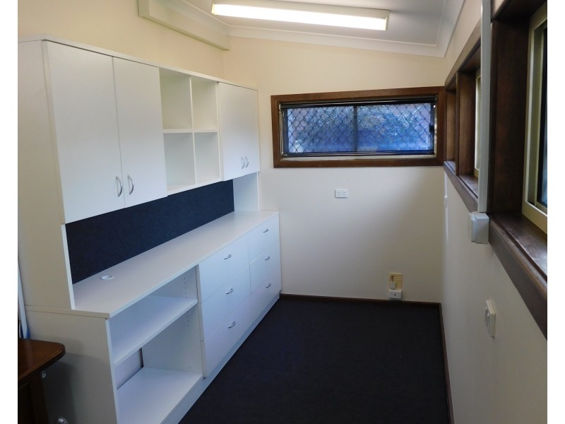 33 Sturgeon Street, Raymond Terrace NSW 2324