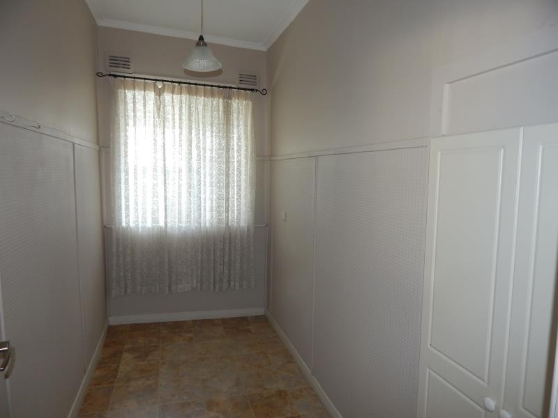 2 QUEENS ROAD, New Lambton NSW 2305