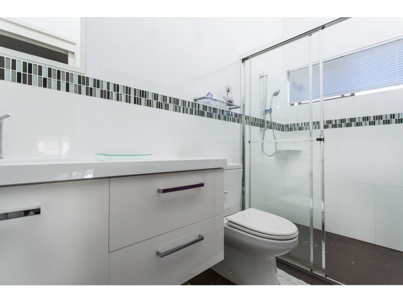 13 Greenslopes Drive, Raymond Terrace NSW 2324