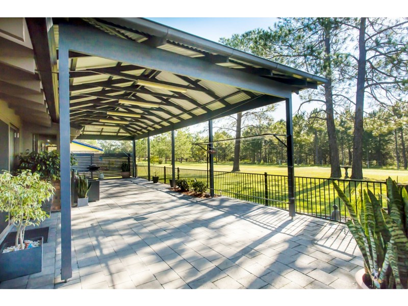 13 Greenslopes Drive, Raymond Terrace NSW 2324