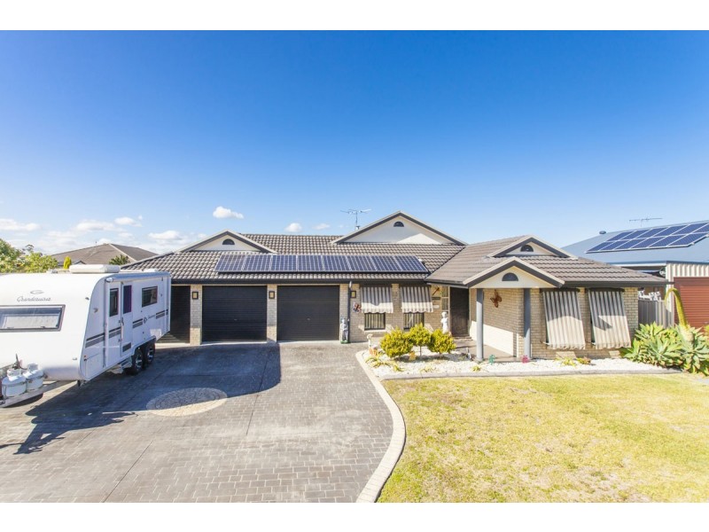 23 Martens Avenue, Raymond Terrace NSW 2324