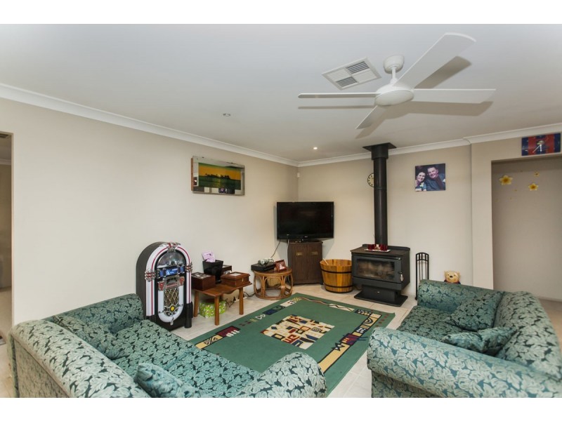 23 Martens Avenue, Raymond Terrace NSW 2324