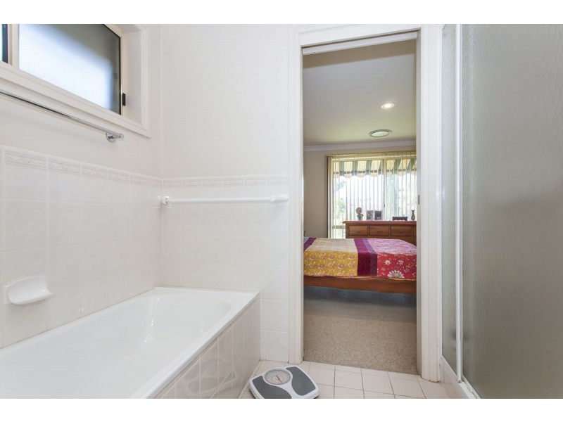 2 Kirkton Close, Raymond Terrace NSW 2324