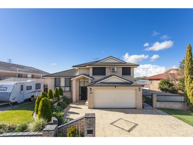 39 Lemonwood Circuit, Thornton NSW 2322