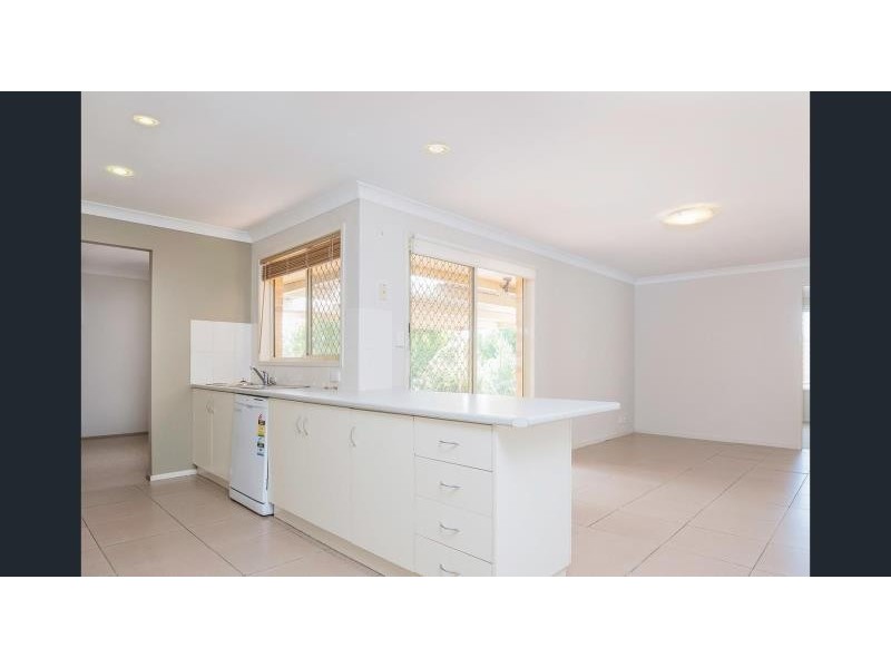 21 BEATON AVENUE, Raymond Terrace NSW 2324