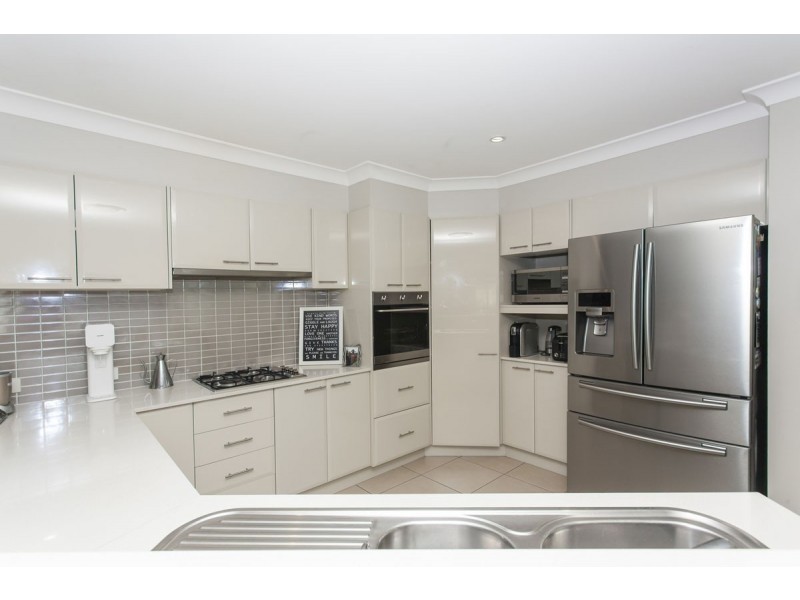 27 Martens Avenue, Raymond Terrace NSW 2324