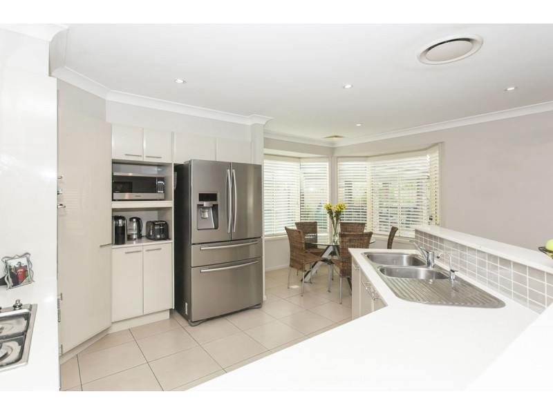 27 Martens Avenue, Raymond Terrace NSW 2324