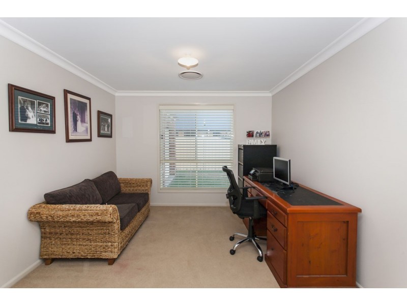 27 Martens Avenue, Raymond Terrace NSW 2324