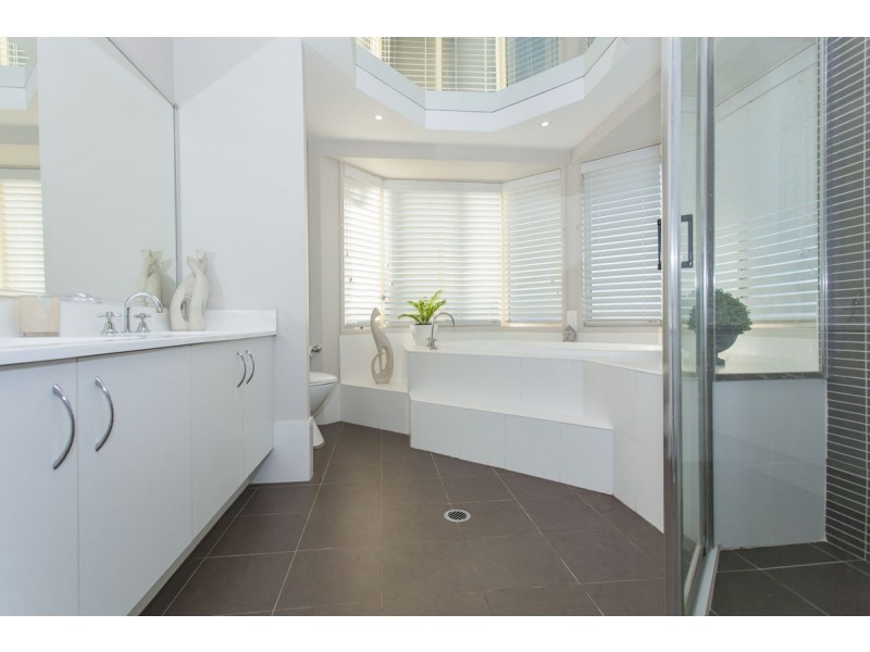 27 Martens Avenue, Raymond Terrace NSW 2324