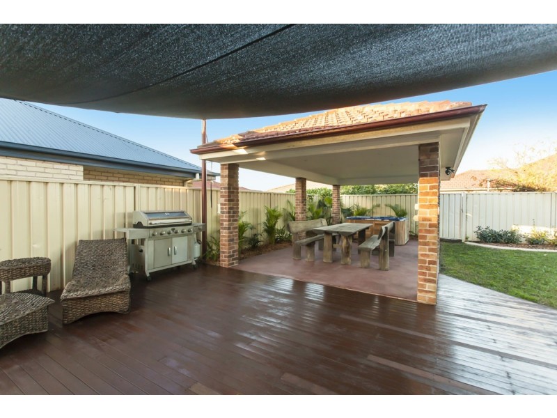 27 Martens Avenue, Raymond Terrace NSW 2324