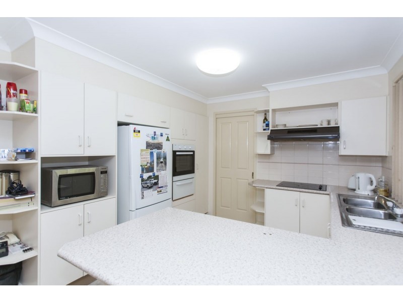 11 Kunzea Close, Medowie NSW 2318