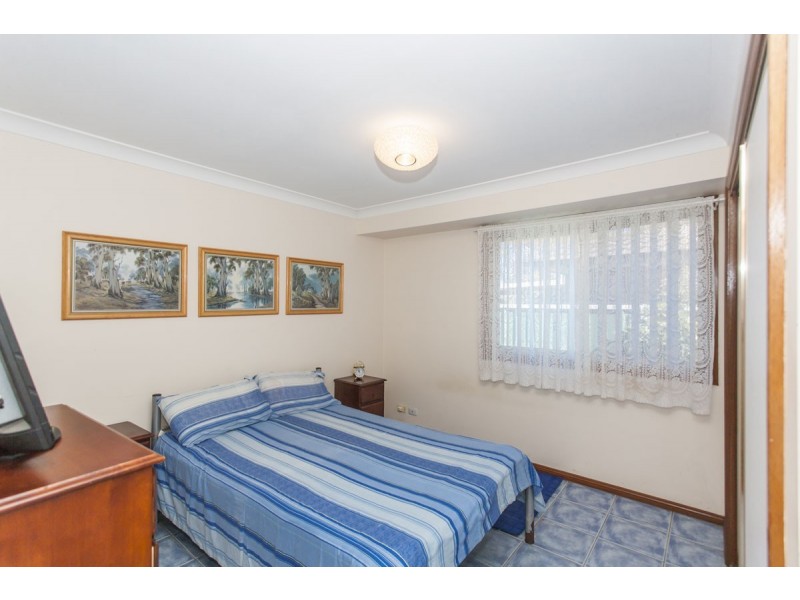 1/33 Benjamin Lee Drive, Raymond Terrace NSW 2324