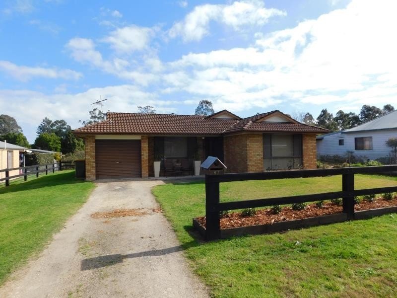 67 DURHAM STREET, Clarence Town NSW 2321