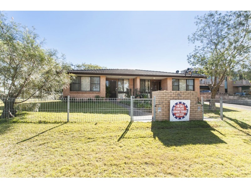 2/18 Sabre Avenue, Raymond Terrace NSW 2324