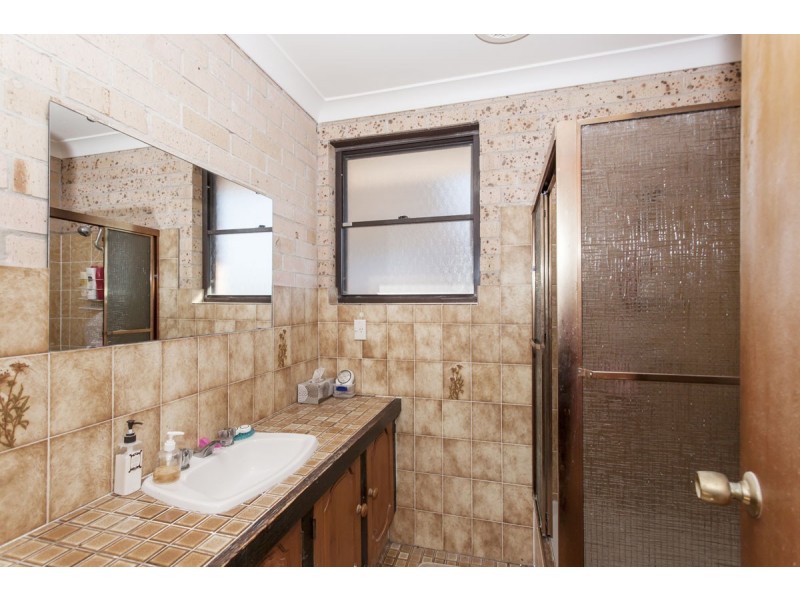 2/18 Sabre Avenue, Raymond Terrace NSW 2324
